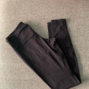 Lululemon wonder under size 8